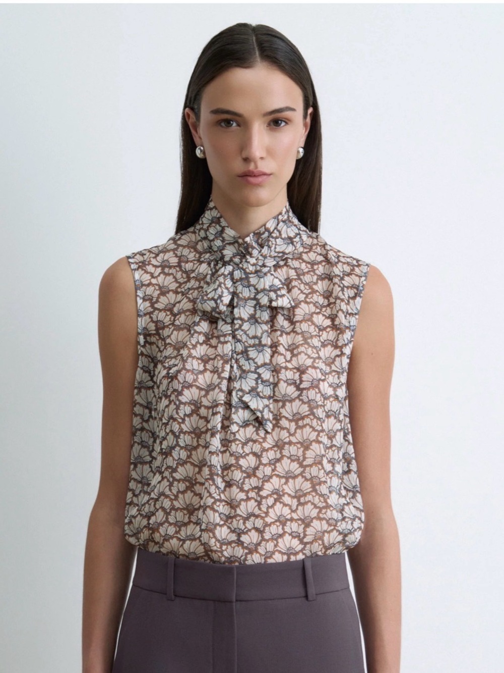 Judith & Charles Silk Sleeveless Tie Blouse Size 10